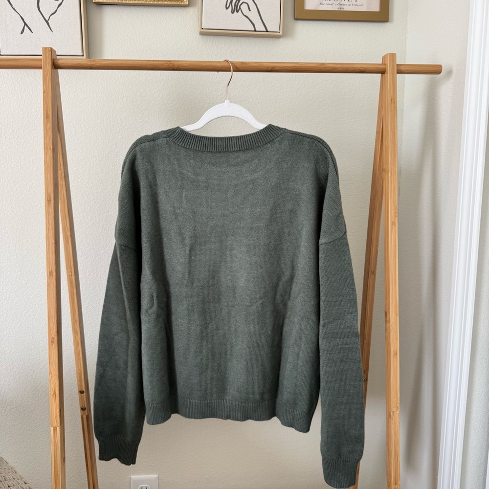 Fish Knit Sweater - Picture 3 of 3